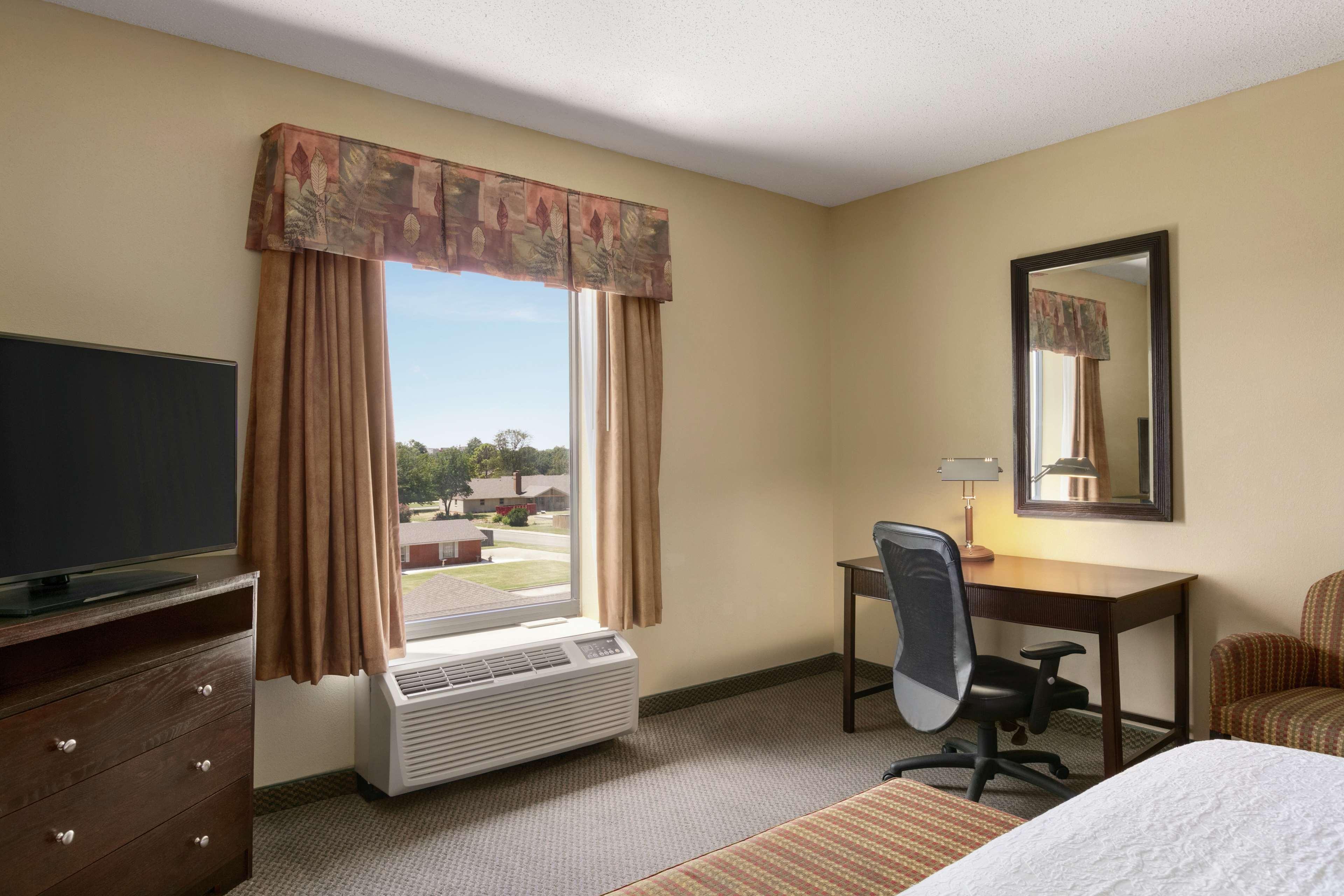Hampton Inn & Suites Lawton Exterior foto