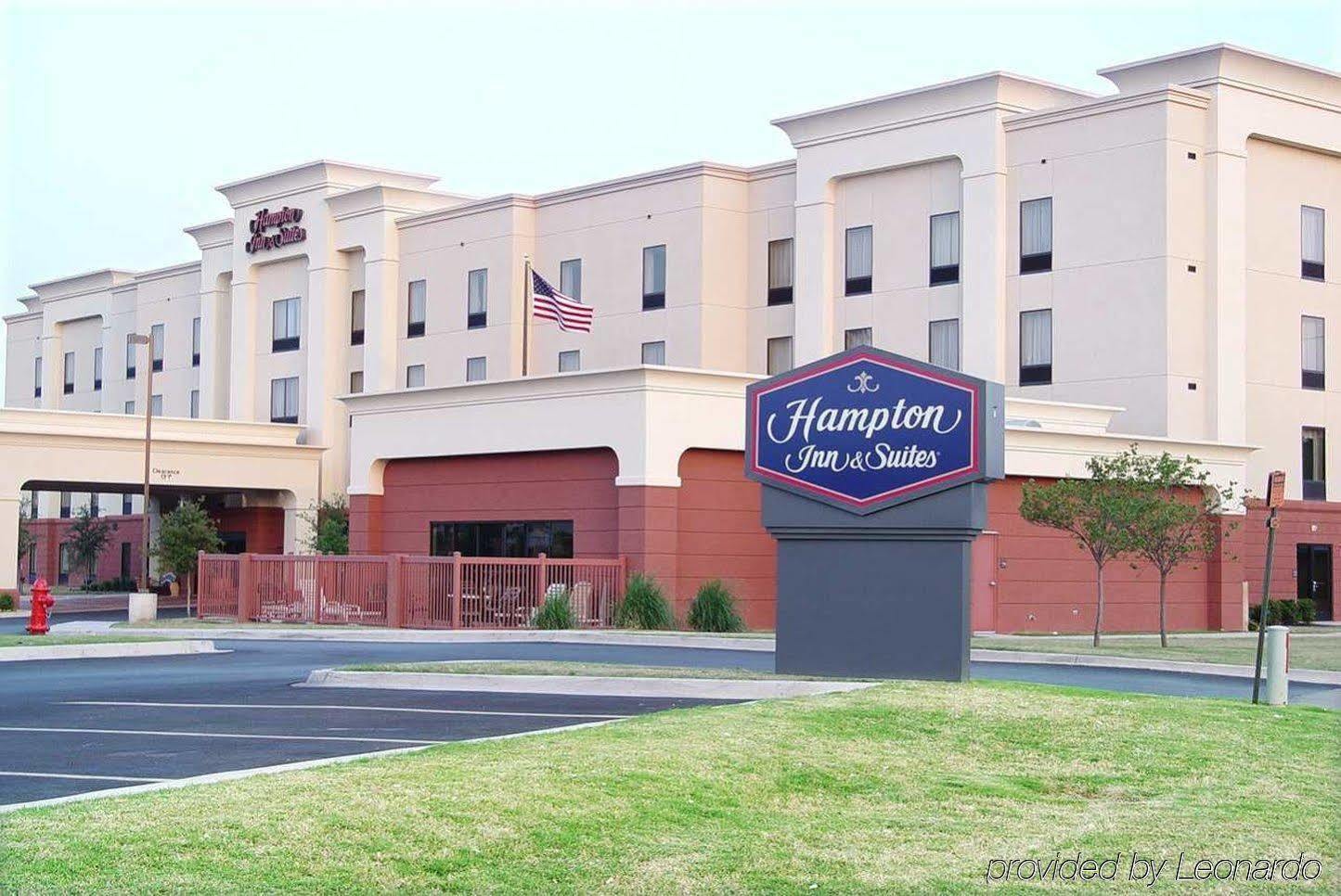 Hampton Inn & Suites Lawton Exterior foto