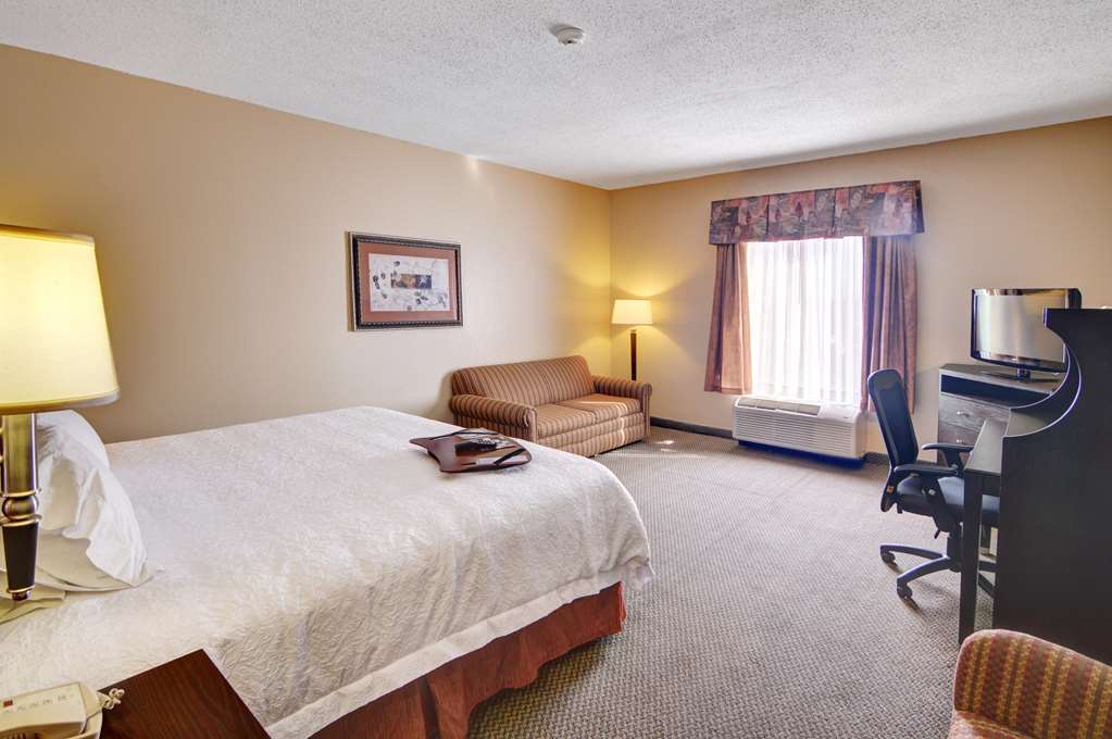 Hampton Inn & Suites Lawton Habitación foto